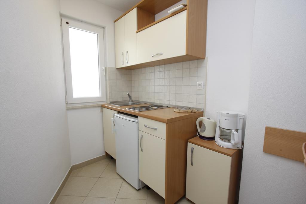 Apartments Neva Makarská Pokoj fotografie