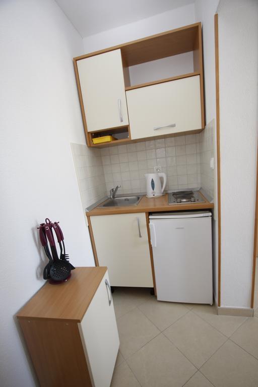 Apartments Neva Makarská Pokoj fotografie